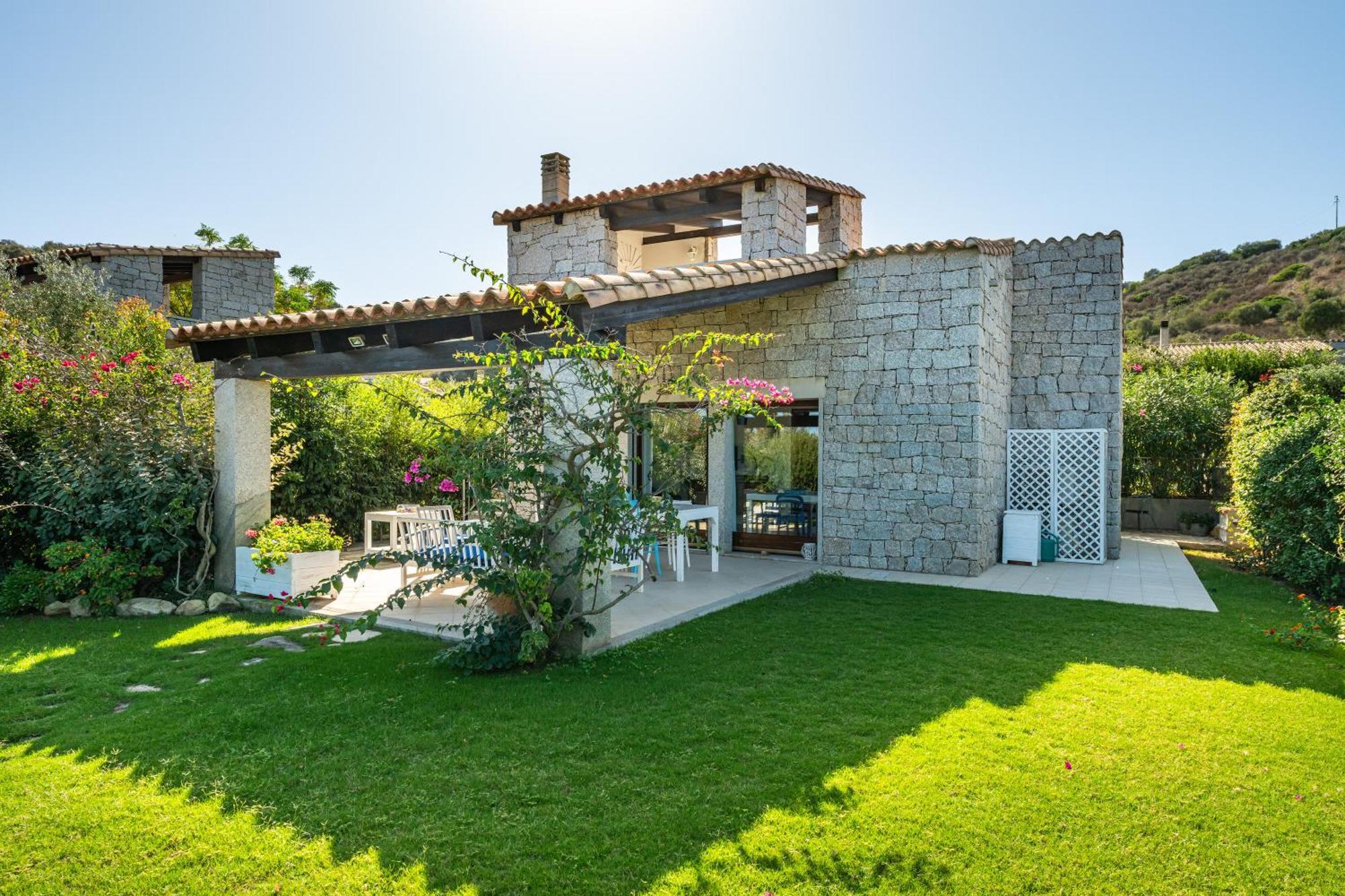 Villa Bouganville Cala Sinzias Castiadas Exterior foto